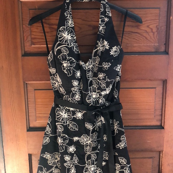 Size 6  black and white AGB Dress - Picture 2 of 7